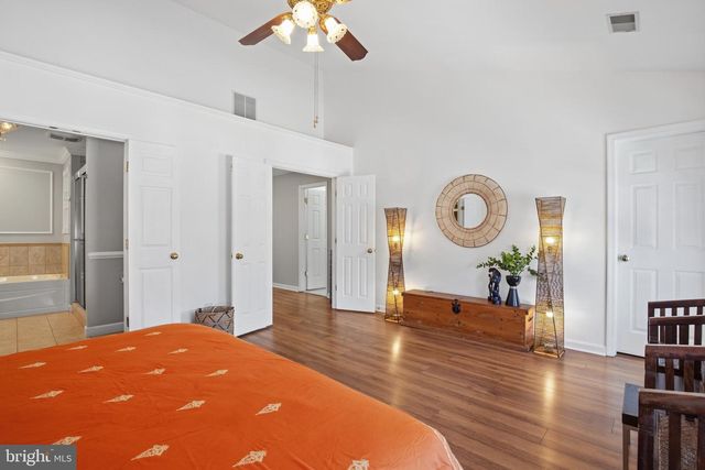 6202 MANCHESTER PARK CIR, Alexandria, VA 22310