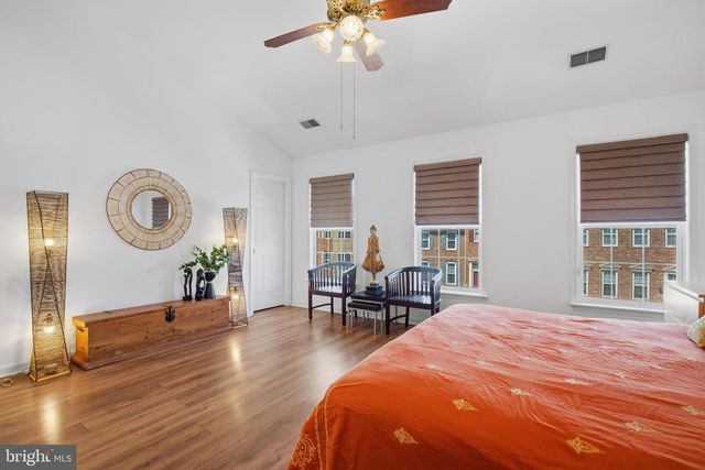 6202 MANCHESTER PARK CIR, Alexandria, VA 22310