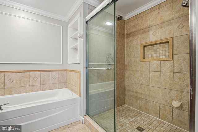 6202 MANCHESTER PARK CIR, Alexandria, VA 22310