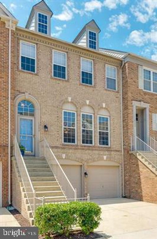 6202 MANCHESTER PARK CIR, Alexandria, VA 22310