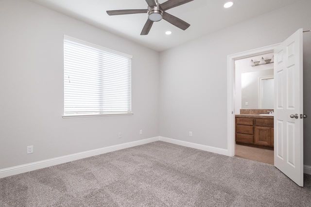 308 Lasso Ct, Roseville, CA 95747