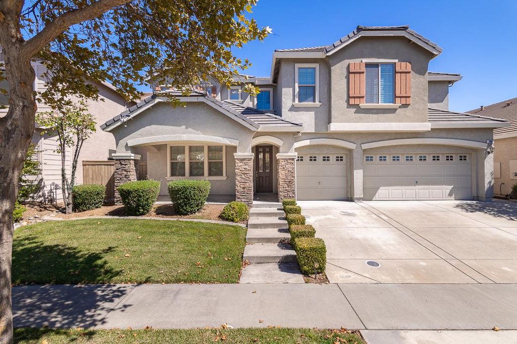308 Lasso Ct, Roseville, CA 95747