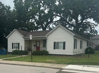 2302 4th Street, Peru, IL 61354