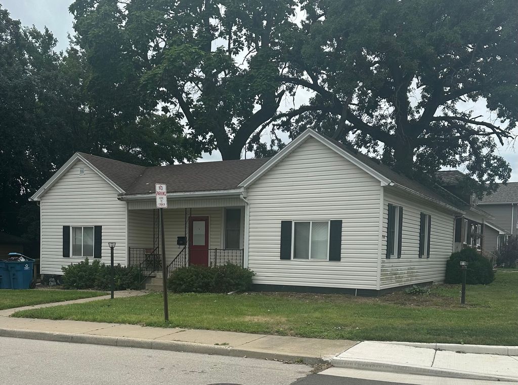 2302 4th Street, Peru, IL 61354