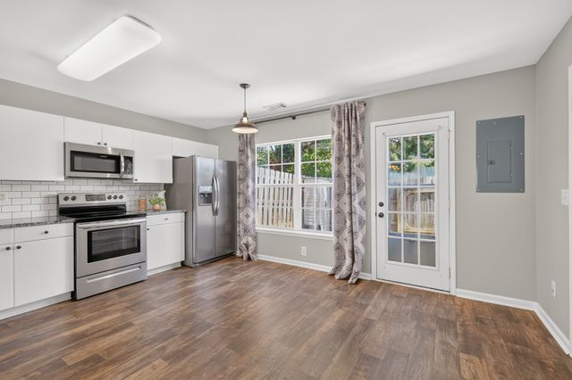 7404 Rice Ct, Fairview, TN 37062