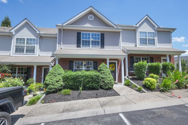 7404 Rice Ct, Fairview, TN 37062