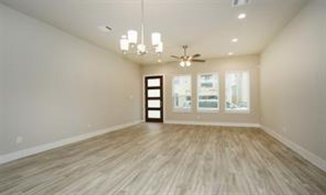 9012 Lonestar River Lane, Houston, TX 77080