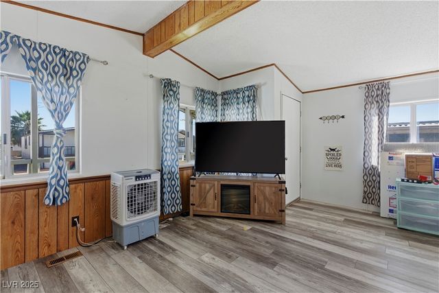 3461 Isle Royale Drive, Las Vegas, NV 89122