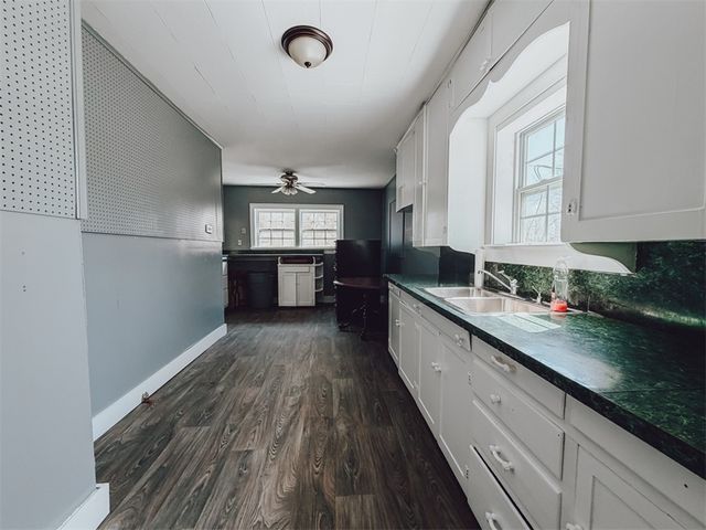 320 W Erie, Harrison, AR 72601