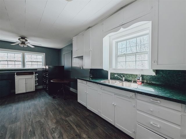 320 W Erie, Harrison, AR 72601