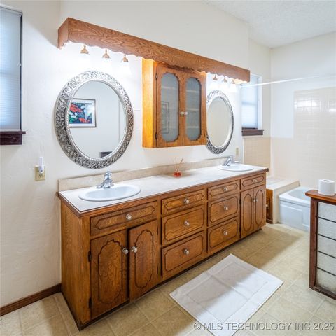 1895 Mount Moriah, Mcalester, OK 74501