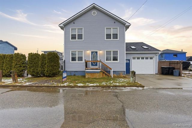 7886 Inglewood Drive, Algonac, MI 48001