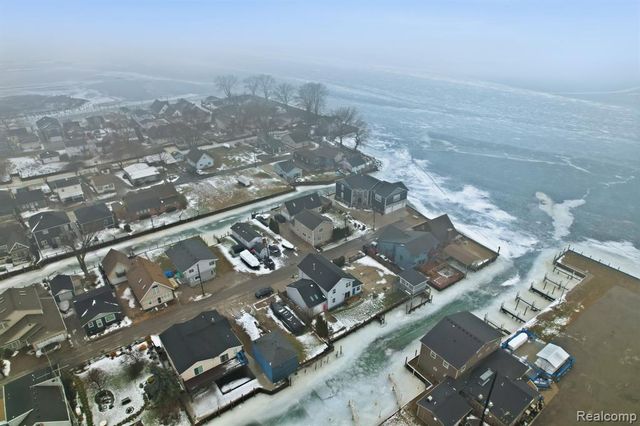 7886 Inglewood Drive, Algonac, MI 48001