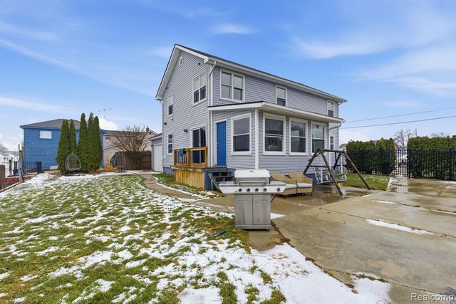 7886 Inglewood Drive, Algonac, MI 48001