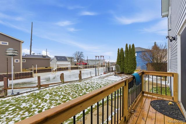 7886 Inglewood Drive, Algonac, MI 48001