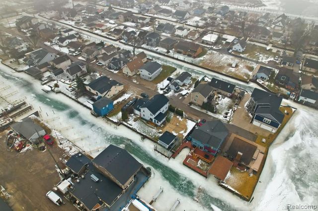 7886 Inglewood Drive, Algonac, MI 48001