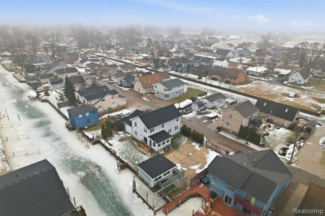 7886 Inglewood Drive, Algonac, MI 48001