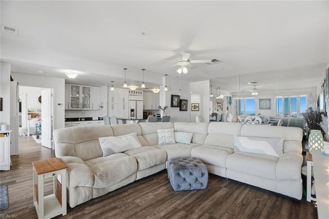 3700 Sandpiper Rd Apt 410A, Virginia Beach, VA 23456