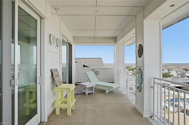 3700 Sandpiper Rd Apt 410A, Virginia Beach, VA 23456