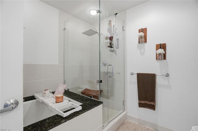 3700 Sandpiper Rd Apt 410A, Virginia Beach, VA 23456