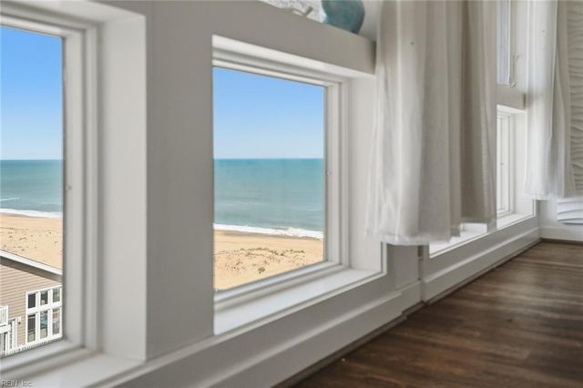 3700 Sandpiper Rd Apt 410A, Virginia Beach, VA 23456