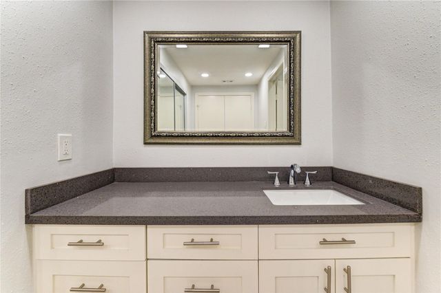 11711 Memorial Drive 534, Houston, TX 77024