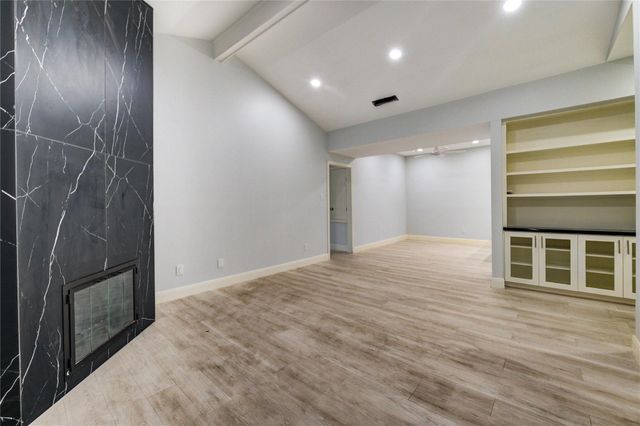 11711 Memorial Drive 534, Houston, TX 77024