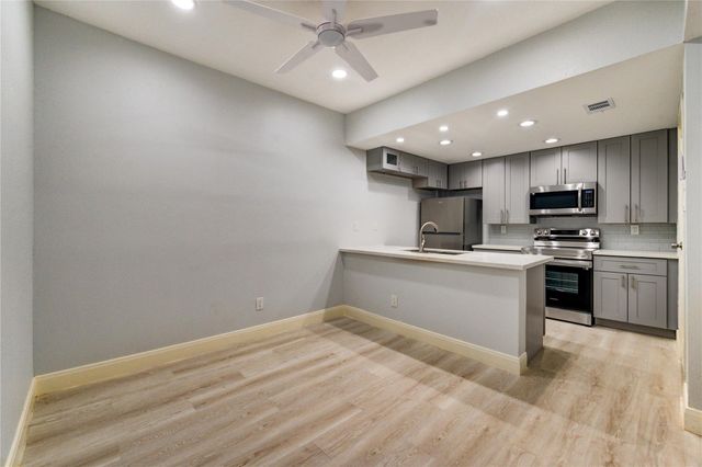 11711 Memorial Drive 534, Houston, TX 77024