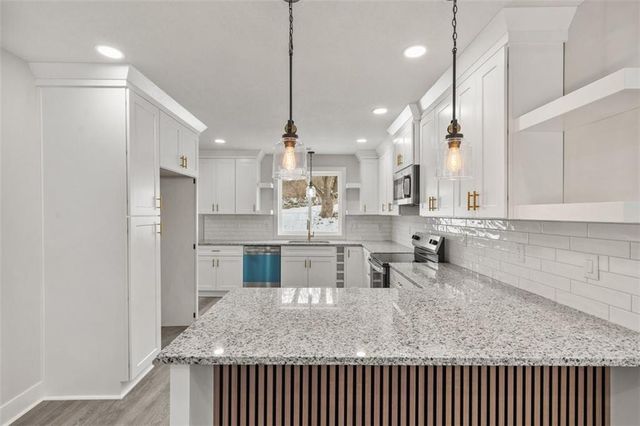 8741 Barber Avenue, Kansas City, KS 66111