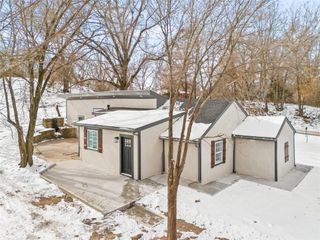 8741 Barber Avenue, Kansas City, KS 66111