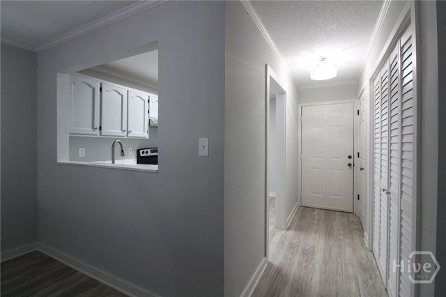 2505 W Broad Street 212, Athens, GA 30606