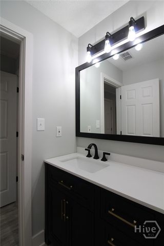 2505 W Broad Street 212, Athens, GA 30606