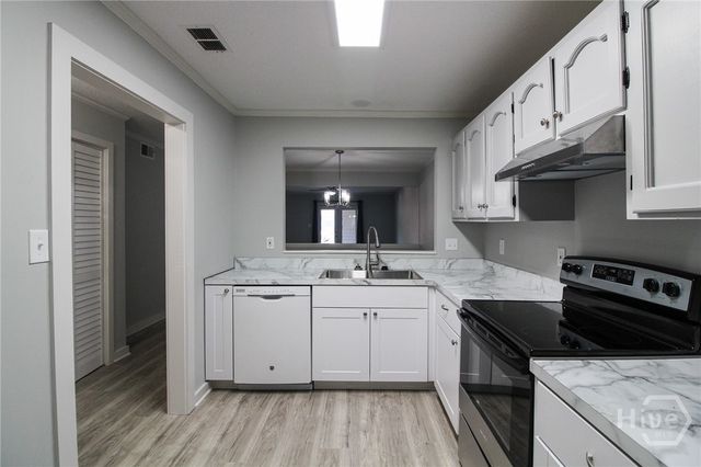 2505 W Broad Street 212, Athens, GA 30606