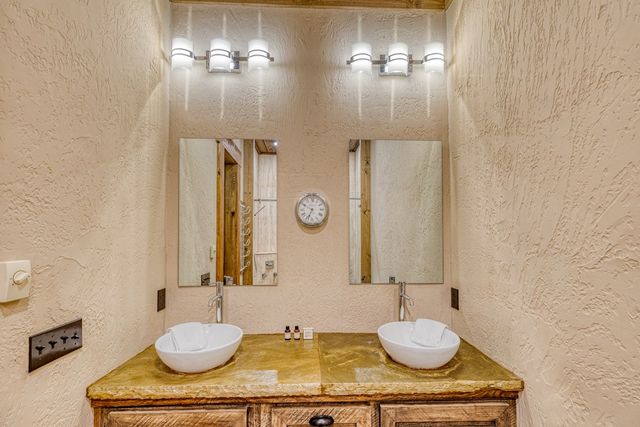280 Pointe Of View, Blue Ridge, GA 30513