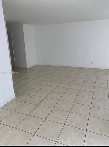 18101 NW 68th Ave D202, Hialeah, FL 33015