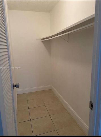 18101 NW 68th Ave D202, Hialeah, FL 33015