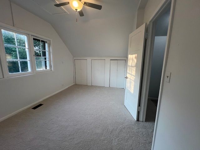 14935 W Old School Road 2, Libertyville, IL 60048