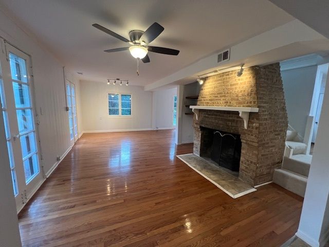 14935 W Old School Road 2, Libertyville, IL 60048