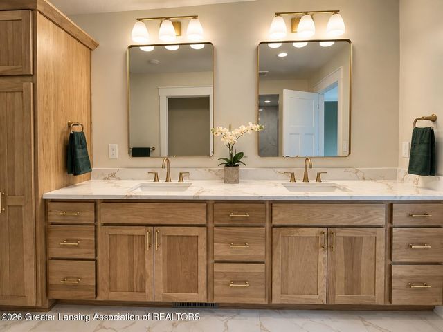 2127 Isaac Lane, East Lansing, MI 48823