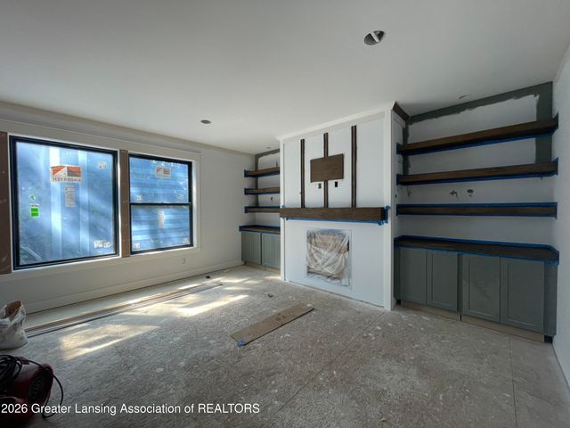 2127 Isaac Lane, East Lansing, MI 48823