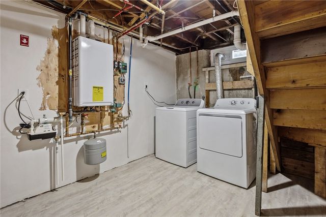 158 S Rose Street, East Providence, RI 02914