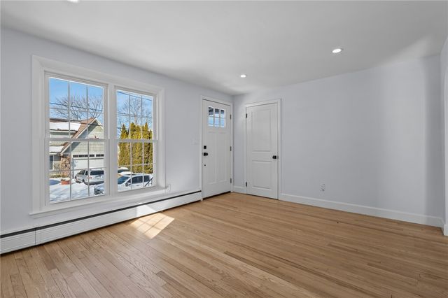 158 S Rose Street, East Providence, RI 02914