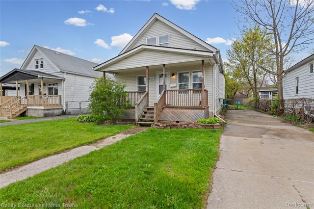 16258 Evergreen Avenue, Eastpointe, MI 48021