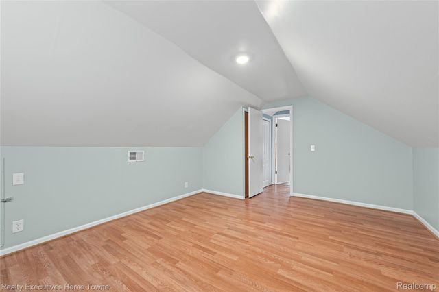 16258 Evergreen Avenue, Eastpointe, MI 48021