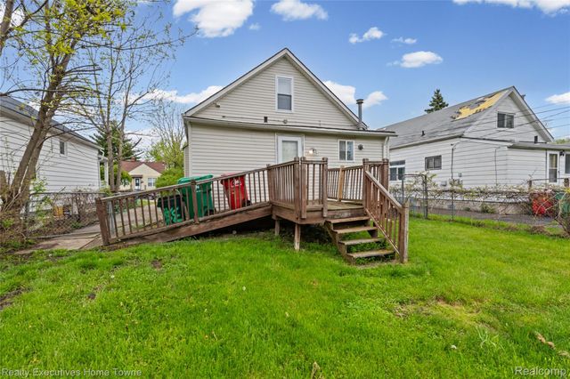 16258 Evergreen Avenue, Eastpointe, MI 48021