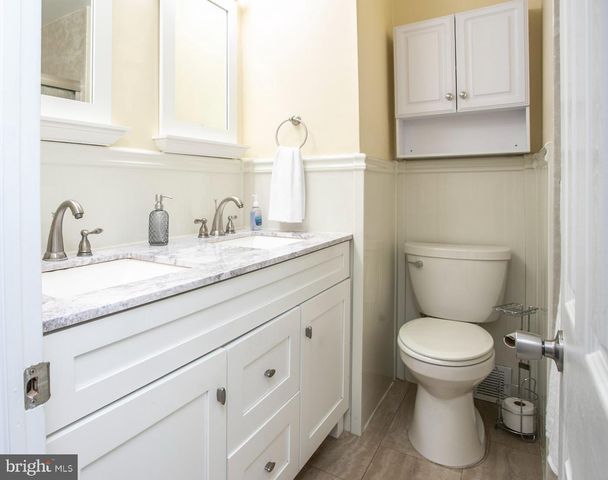 340 CENTRAL DR, Lansdale, PA 19446