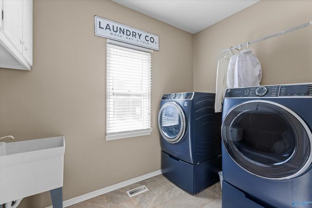 14850 Creek Lane, Athens, AL 35613