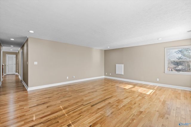 14850 Creek Lane, Athens, AL 35613