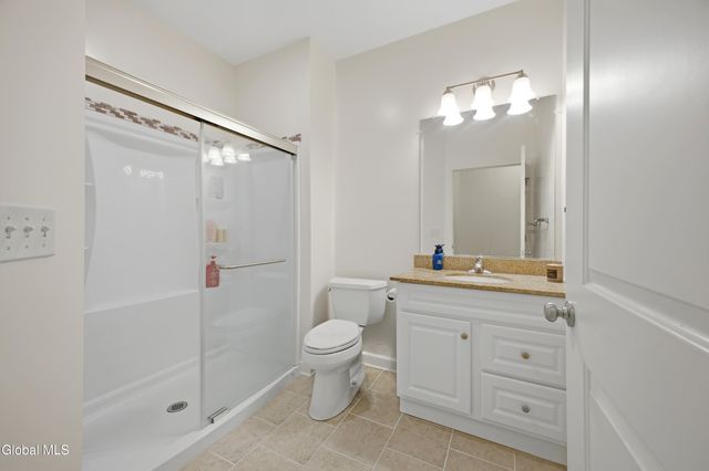 73 Saratoga Road APT 11, Glenville, NY 12302