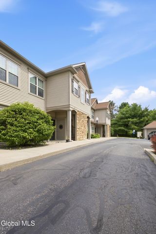 73 Saratoga Road APT 11, Glenville, NY 12302